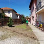 1. Dunakeszi Társasház előkert kertrendezés előtt