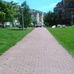 1. Óbuda Lakókert gyepszellőztetés és gyeptrágyázás után